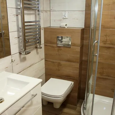 Nad Stawem Holiday home *