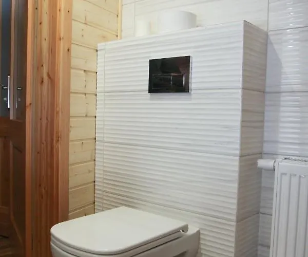 Semesterbostad Nad Stawem *